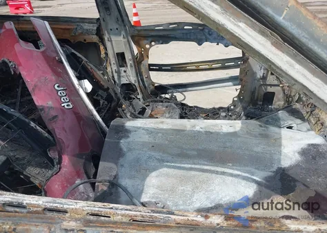 2021 Jeep Grand Cherokee L Limited 4X4 from USA, damaged, VIN 1C4RJKBGXM8190035